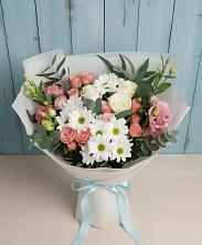 Букет цветов из:  Розы, Лизиантусы и Хризантемы #REPLACE_PRED# Дровяной