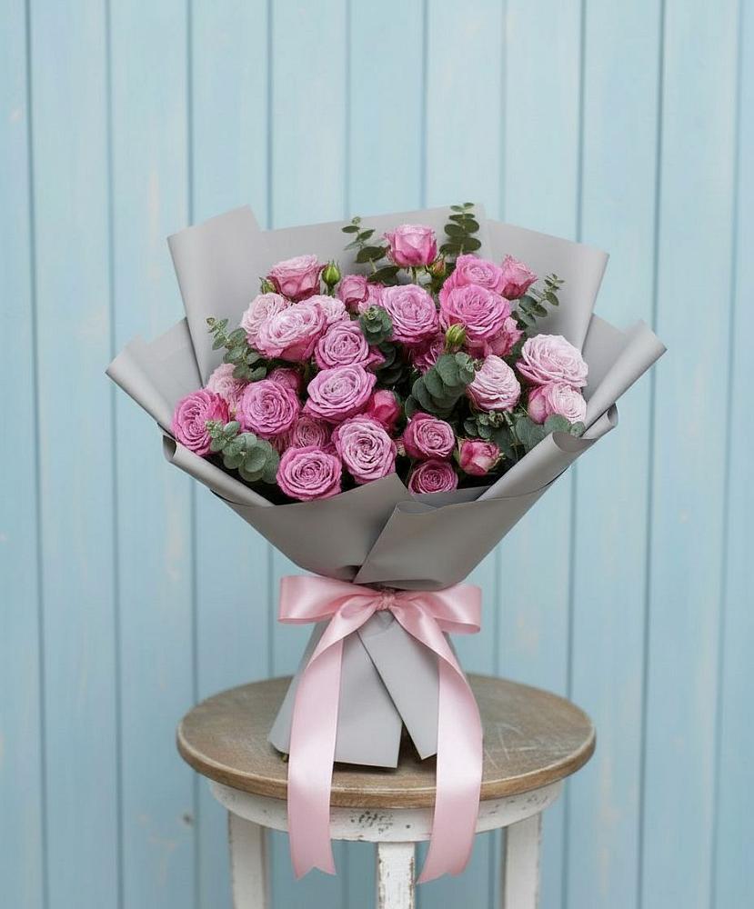 Букет цветов из: Розы в Дровяной