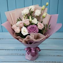 Букет цветов из:  Розы и Лизиантусы в Дровяной