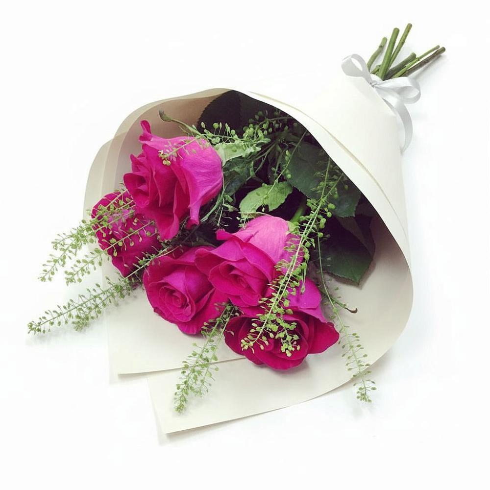 Букет цветов из: Розы в Дровяной