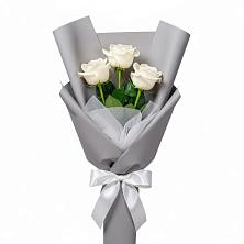 Букет 3 белые розы в Дровяной