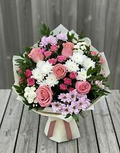 Букет цветов из:  Альстромерии, Гвоздики, Розы и Хризантемы #REPLACE_PRED# Дровяной