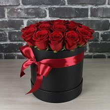 Цветочная композиция из Розы в шляпной коробке #REPLACE_PRED# Дровяной