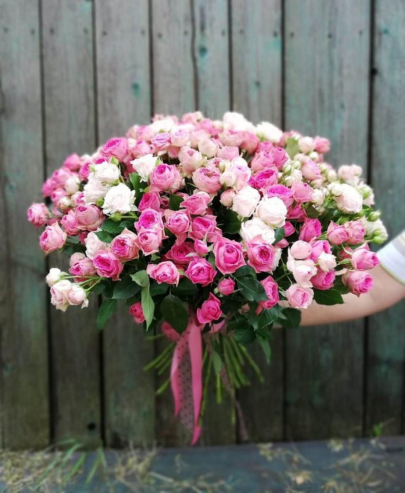 Букет Розовые кустовые розы Натали и Лав Лидия в Дровяной