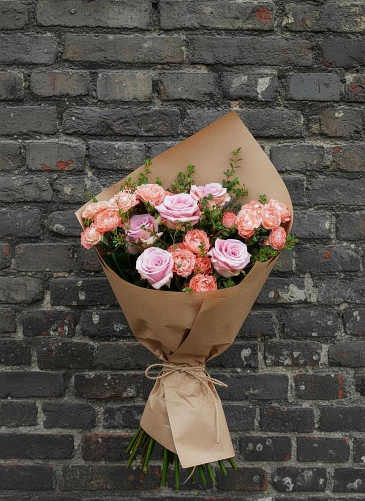 Букет цветов из: Розы в Дровяной