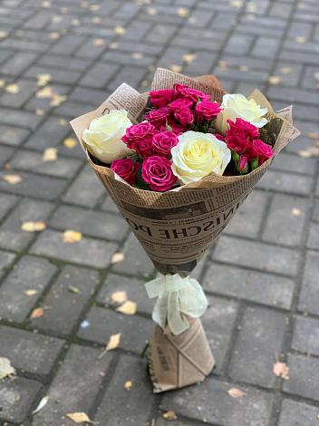 Букет цветов из: Розы в Дровяной
